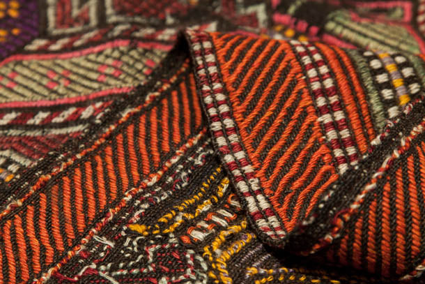 ムット(ムーツ・ムッツ)ジジム キリム Mut Cecim Jejim Cicim Kilim