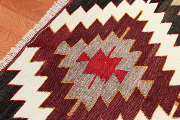 ムット(ムーツ・ムッツ)セミオールド キリム Mut Semi-Old Kilim