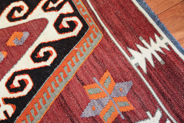 ムット(ムーツ・ムッツ)セミオールド キリム Mut Semi-Old Kilim