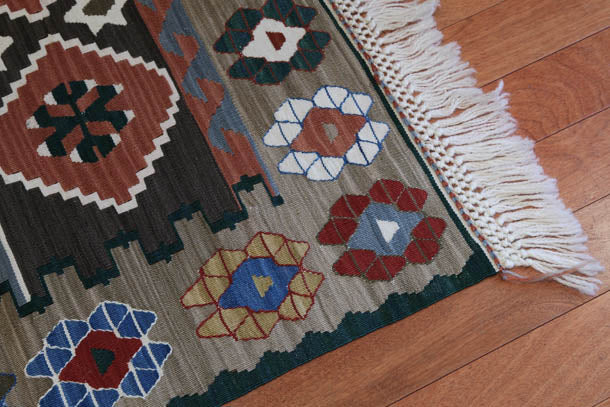 ウシャクキリム Ushak Oushak Kilim
