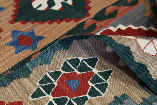 ウシャクキリム Ushak Oushak Kilim