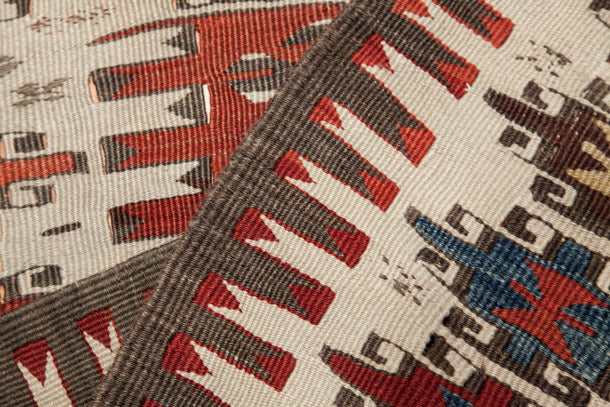 アイヂンアンティークキリム Aydin Antique Kilim