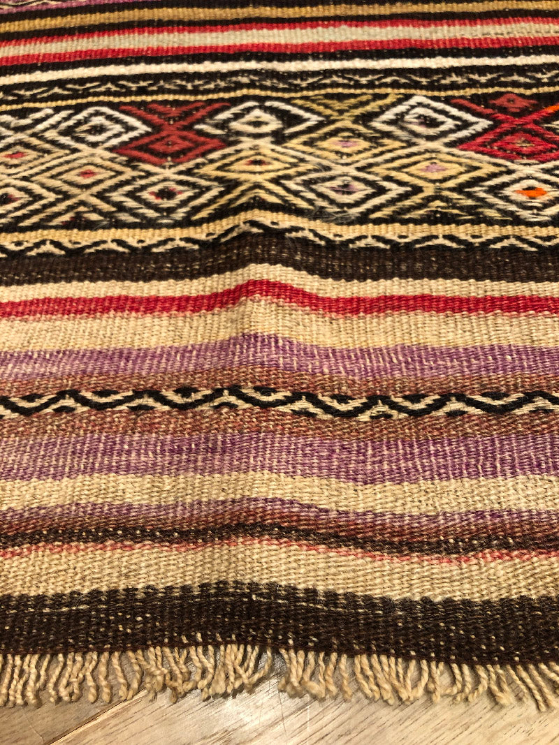 ムット(ムーツ・ムッツ)セミオールド キリム Mut Semi-Old Kilim