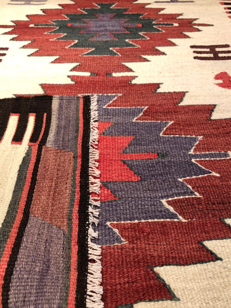 ムット(ムーツ・ムッツ)セミオールド キリム Mut Semi-Old Kilim