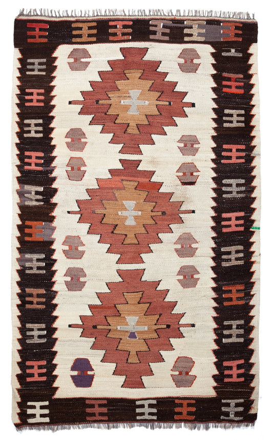 ムット(ムーツ・ムッツ)セミオールド キリム Mut Semi-Old Kilim