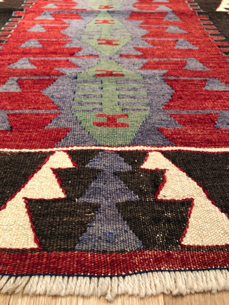 ムット(ムーツ・ムッツ)セミオールド キリム Mut Semi-Old Kilim
