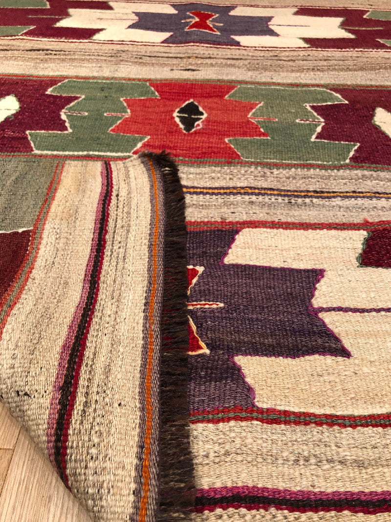 ムット(ムーツ・ムッツ)セミオールド キリム Mut Semi-Old Kilim