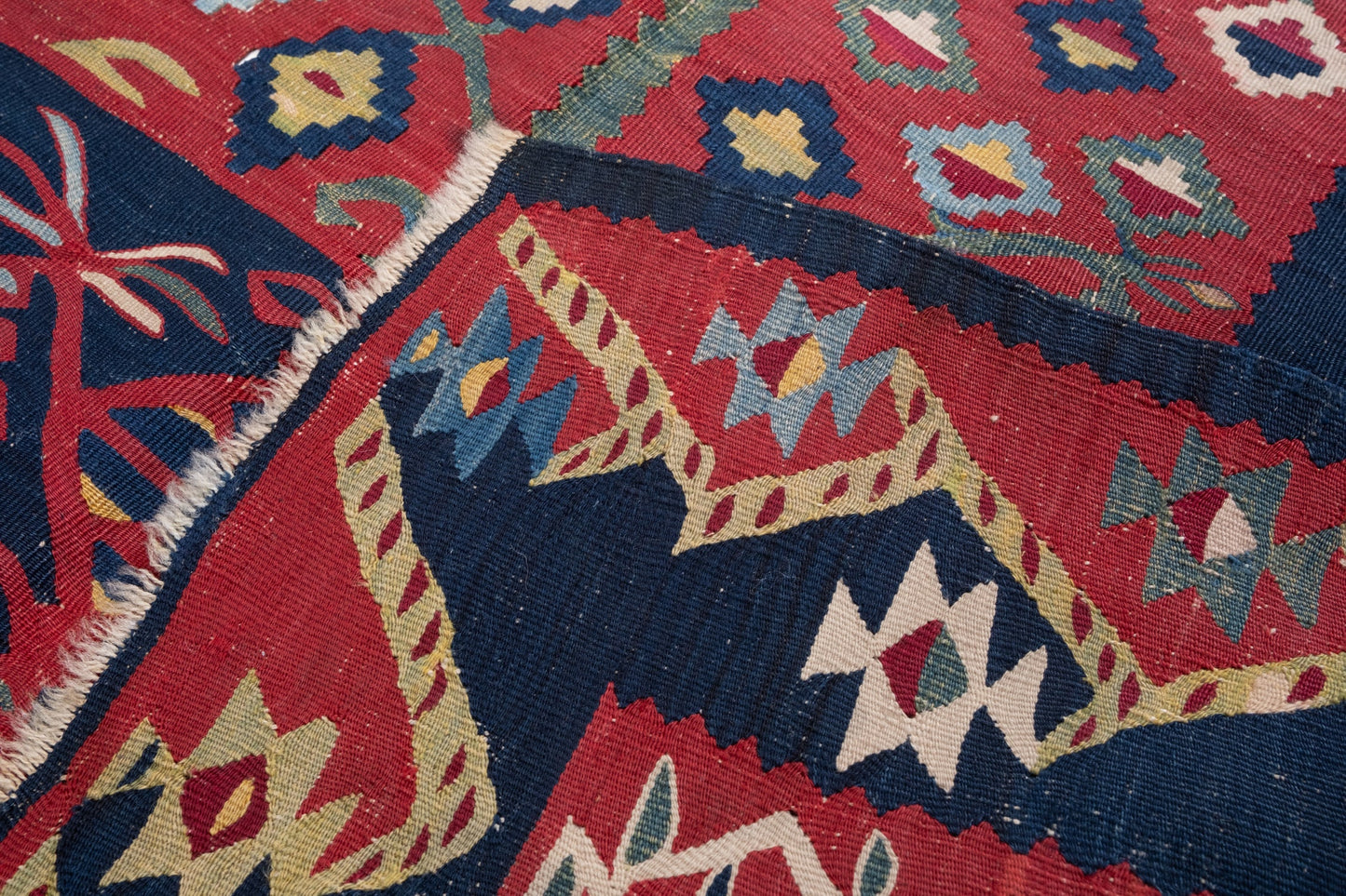 アンティーク シャルキョイ (シャルコイ) キリム Antique Sarkoy Sharkoy Pirot Kilim
