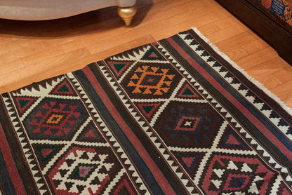 シルヴァン キリム Shirvan Sirvan Kilim