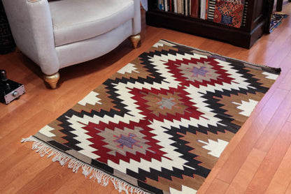 ムット（ムーツ・ムッツ）セミオールド キリム Mut Semi-Old Kilim