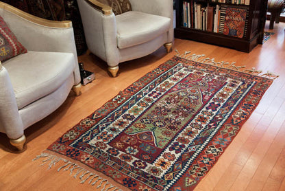 チョルムキリム Corum Kilim