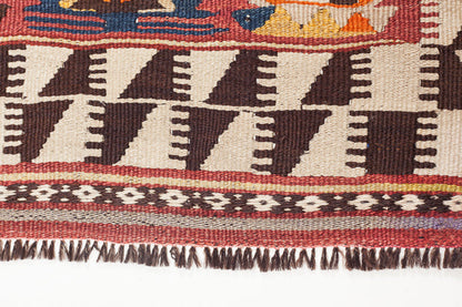ムット（ムーツ・ムッツ）キリム Mut Kilim
