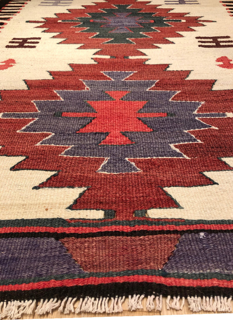 ムット（ムーツ・ムッツ）セミオールド キリム Mut Semi-Old Kilim
