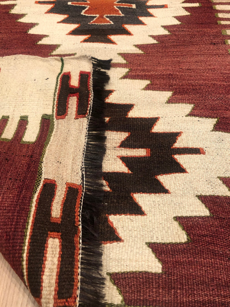 ムット（ムーツ・ムッツ）セミオールド キリム Mut Semi-Old Kilim