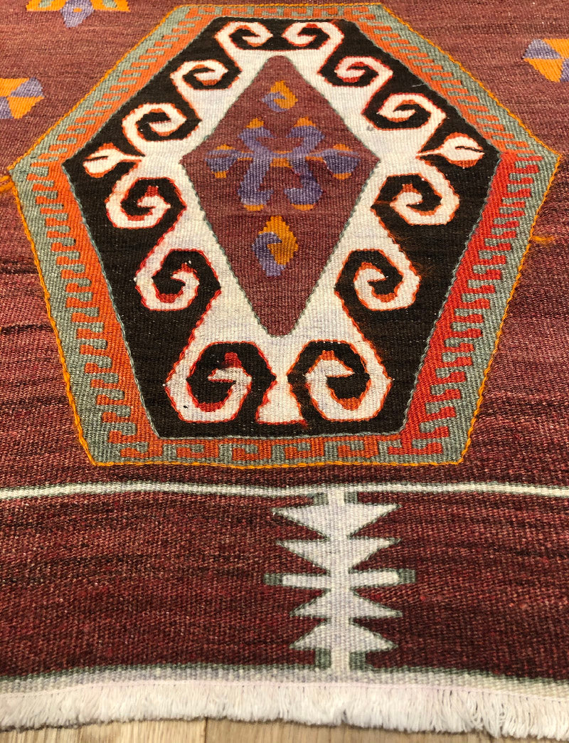 ムット（ムーツ・ムッツ）セミオールド キリム Mut Semi-Old Kilim