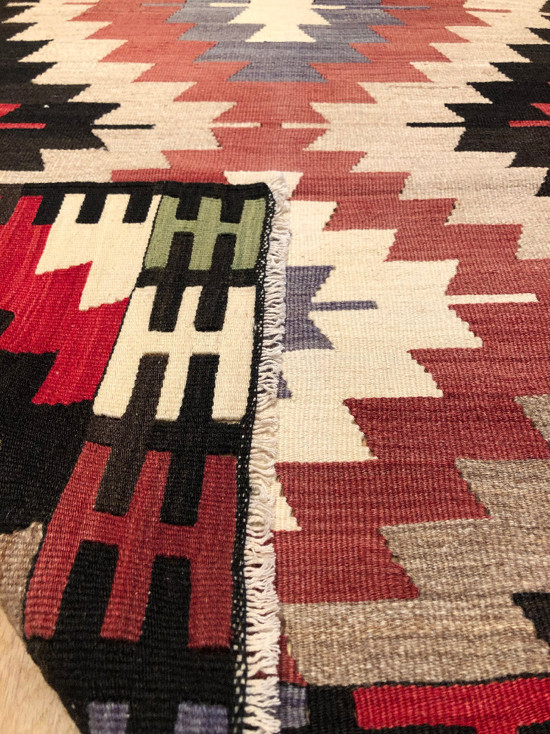 ムット（ムーツ・ムッツ）セミオールド キリム Mut Semi-Old Kilim