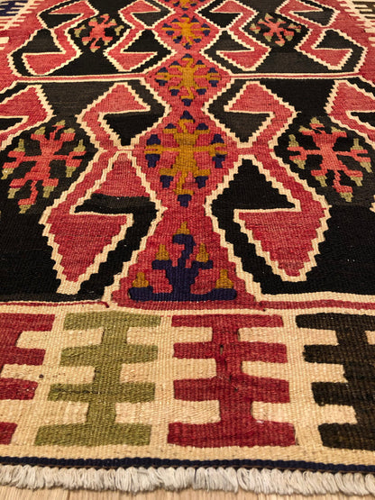 ムット（ムーツ・ムッツ）セミオールド キリム Mut Semi-Old Kilim
