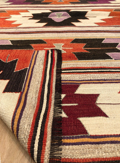 ムット（ムーツ・ムッツ）セミオールド キリム Mut Semi-Old Kilim