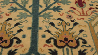 白地にビッド・マジュナムデザインのラグ - ART00336